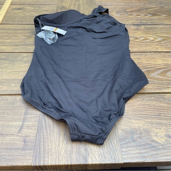 MICHAEL Michael Kors Iconic Solids One Shoulder One Piece Swimsuit plus 16 W - Picture 7 of 9